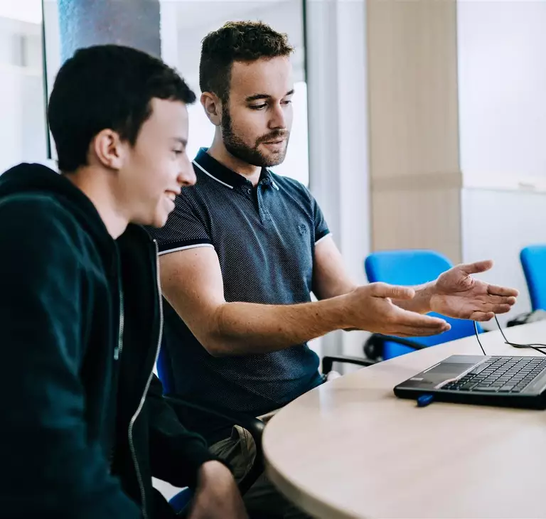Fachinformatiker für Systemintegration und Anwendungsentwicklung Fachinformatiker für Systemintegration und Anwendungsentwicklung