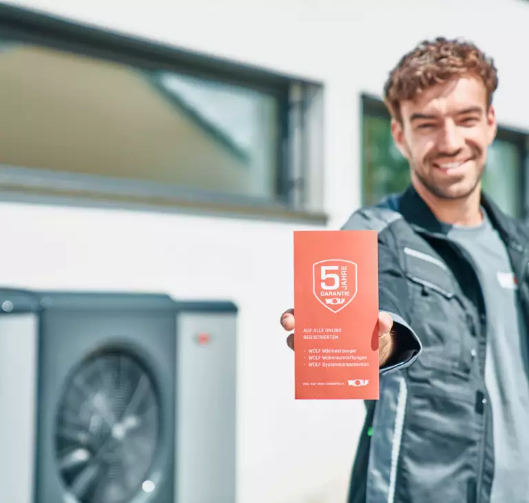 WOLF 5 Jahre Garantie WOLF Service und 5 Jahre Garantie Flyer